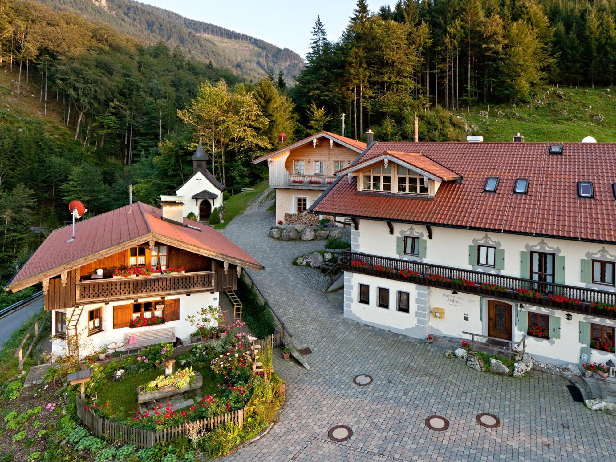 Berggasthof Hotel Duftbraeu I Ruhige Alleinlage I Mitten Im Gruenen Samerberg Exteriör bild